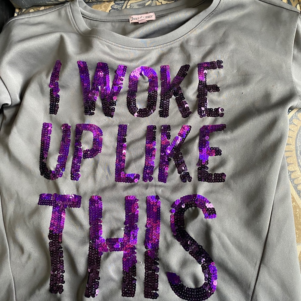 Juicy couture sweat shirt